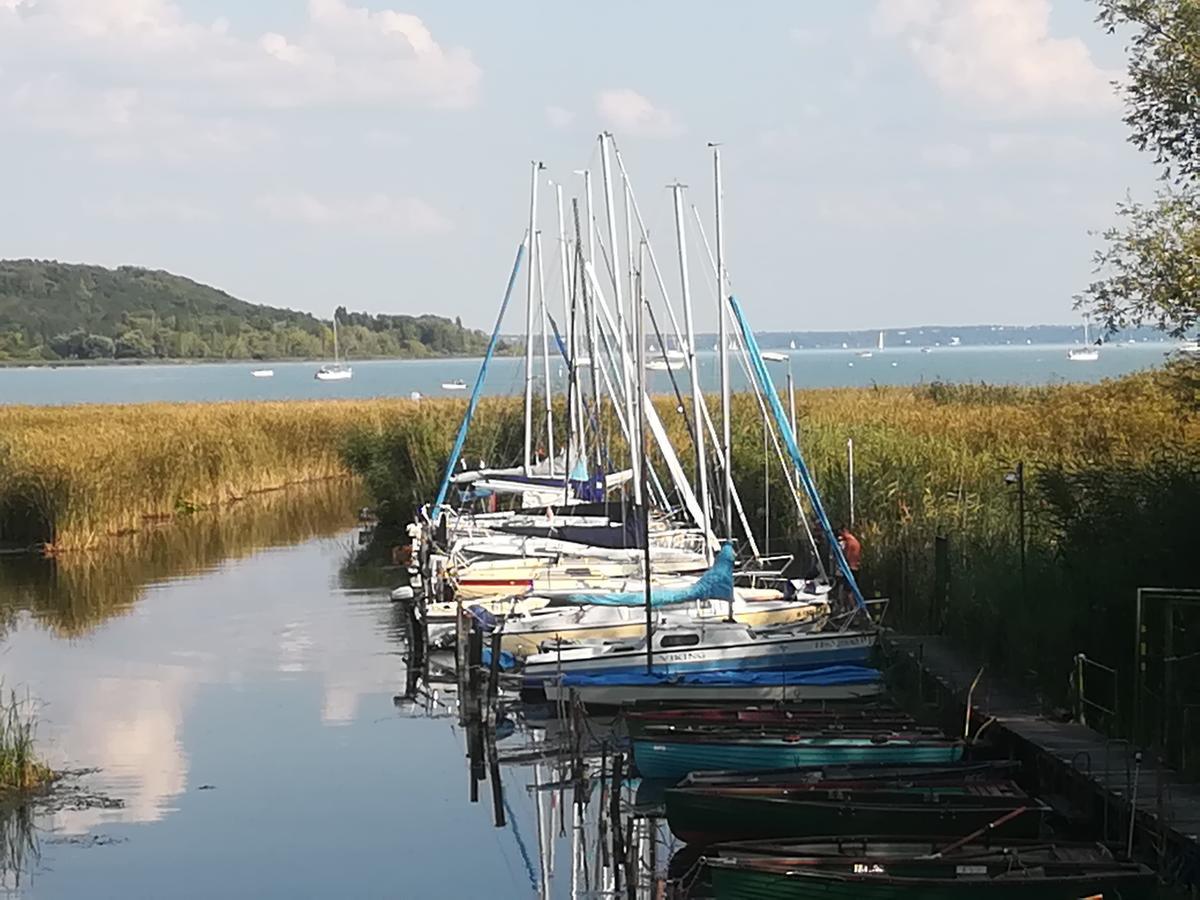 Hotel Betty Apartman Balatonfůzfő Exteriér fotografie